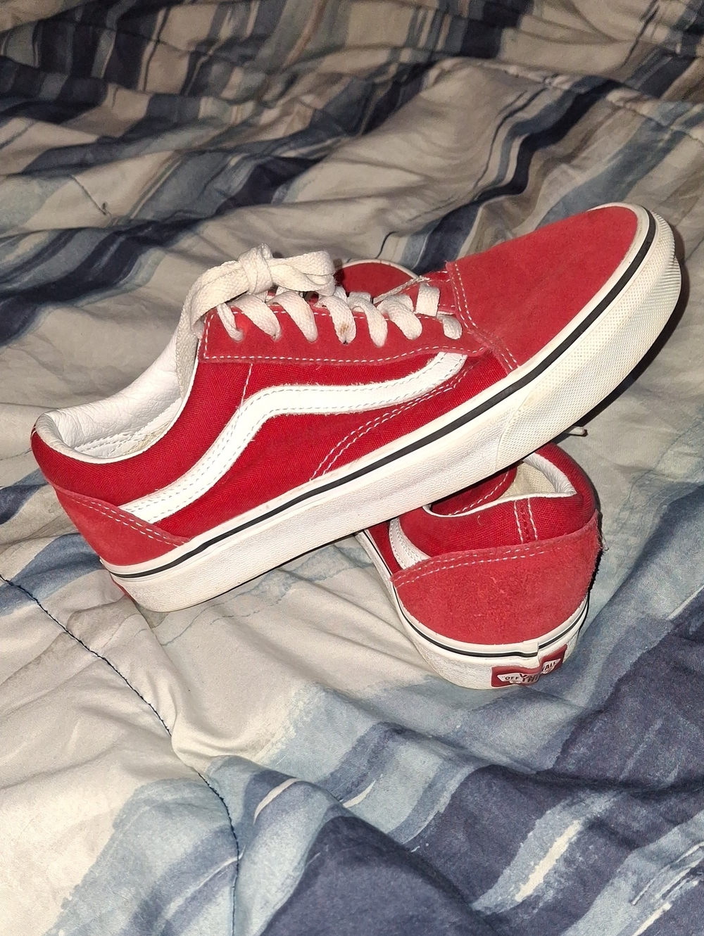 Vans Red Suede Low-Top Sneakers with White Stripe M6 W7.5
